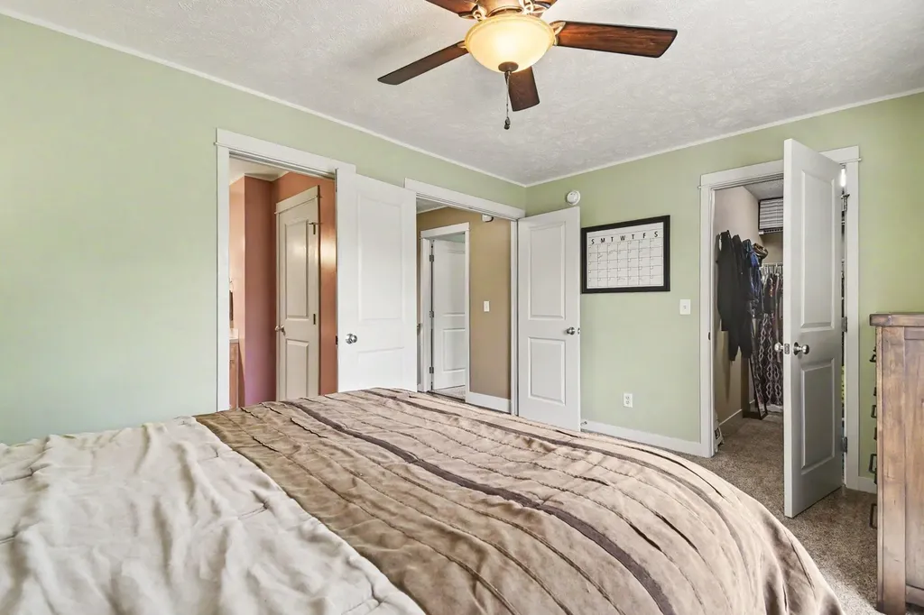2561 Orchard View Drive NE Grand Rapids City MI 49505