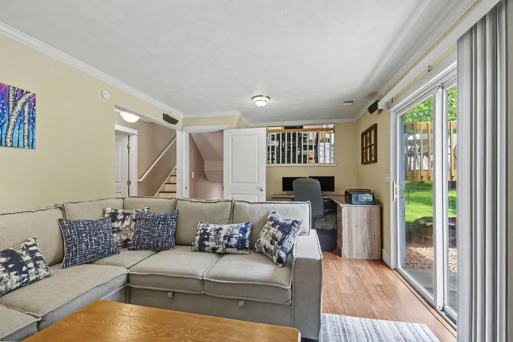 2561 Orchard View Drive NE Grand Rapids City MI 49505