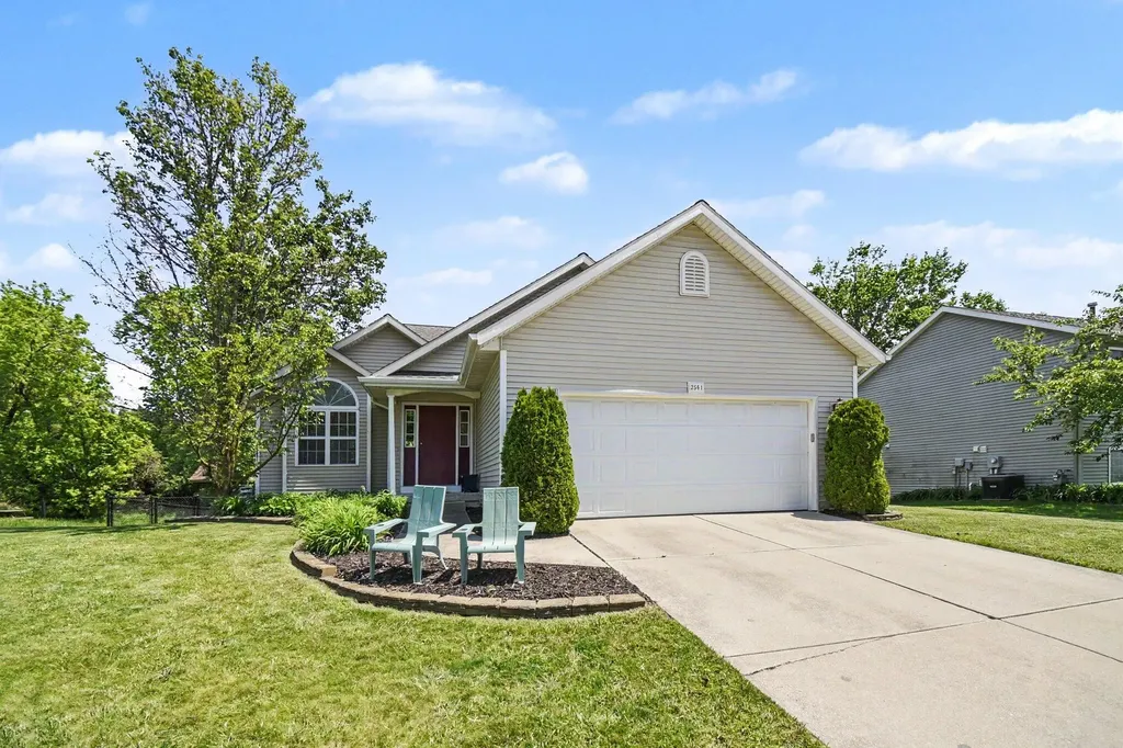 2561 Orchard View Drive NE Grand Rapids City MI 49505
