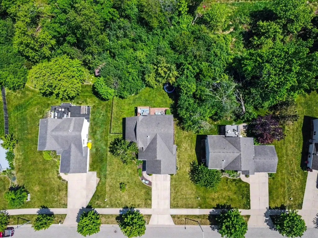 2561 Orchard View Drive NE Grand Rapids City MI 49505