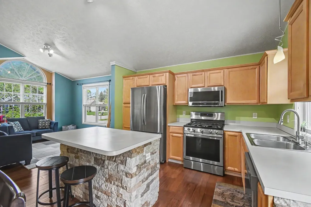 2561 Orchard View Drive NE Grand Rapids City MI 49505