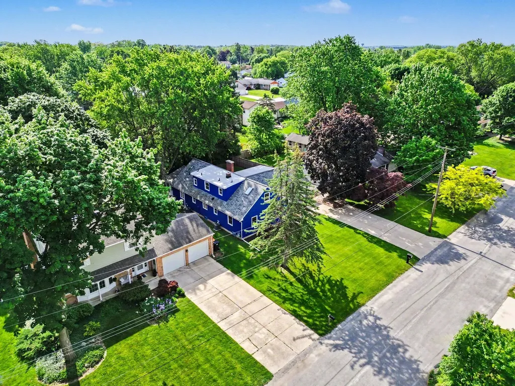 1816 Observatory Avenue SE Kentwood City MI 49546