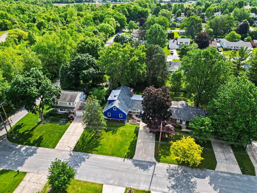 1816 Observatory Avenue SE Kentwood City MI 49546