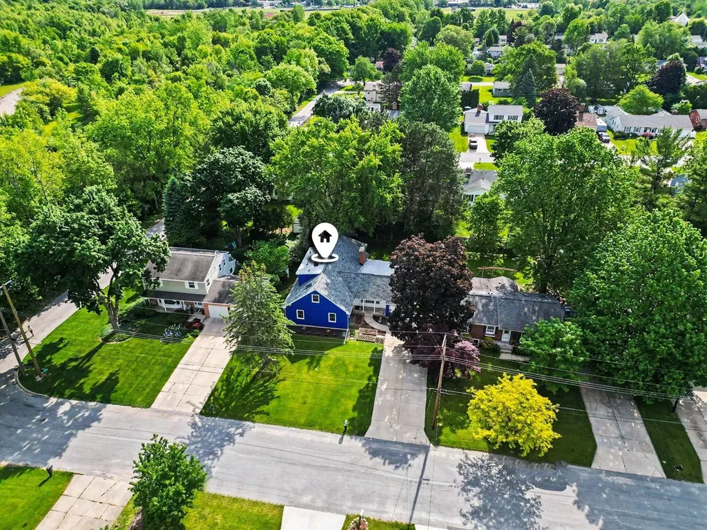 1816 Observatory Avenue SE Kentwood City MI 49546