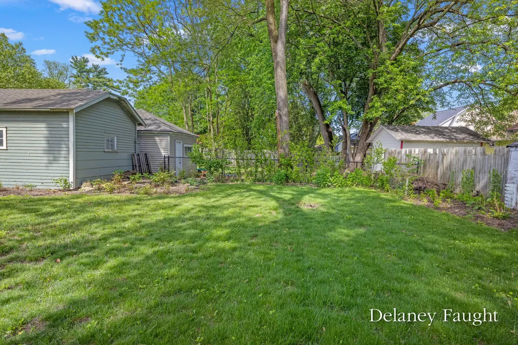 1365 Johnston Street SE Grand Rapids City MI 49507