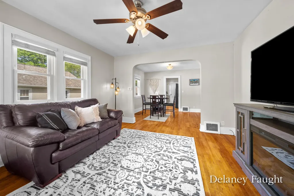 1365 Johnston Street SE Grand Rapids City MI 49507