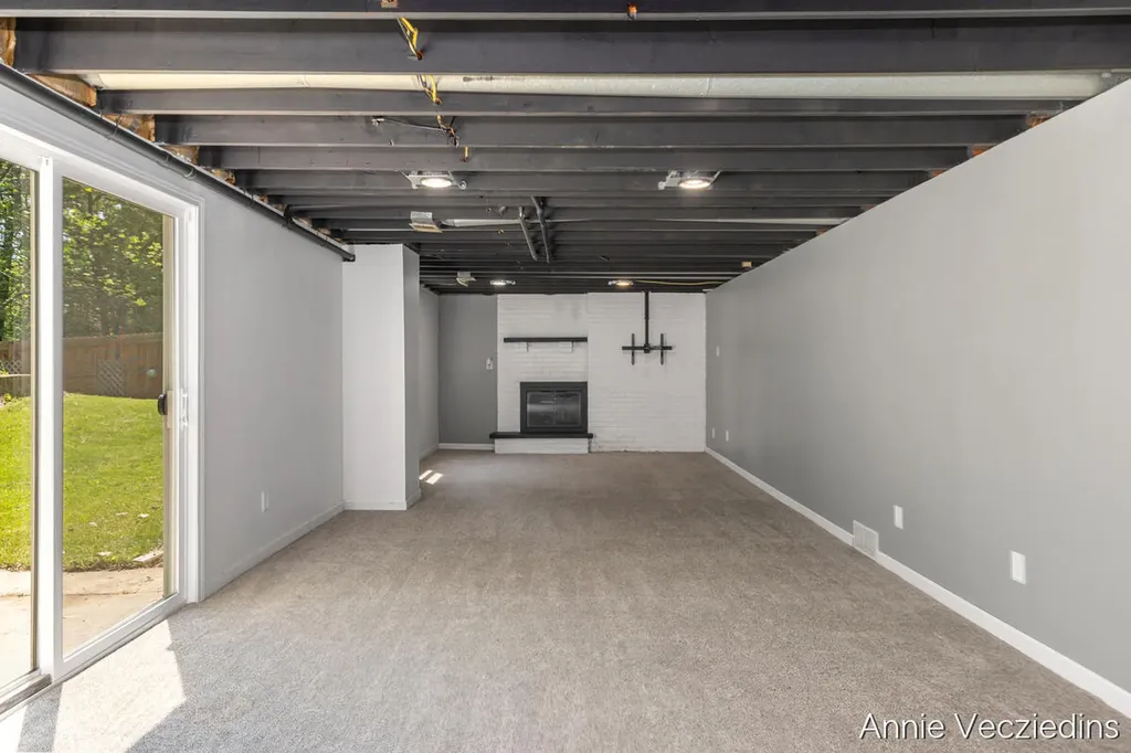 4696 Shank Street NE Plainfield Charter Township MI 49341