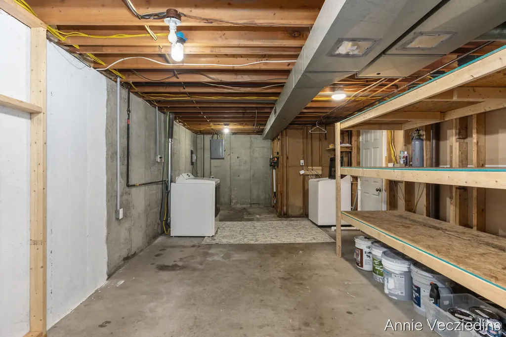 4696 Shank Street NE Plainfield Charter Township MI 49341