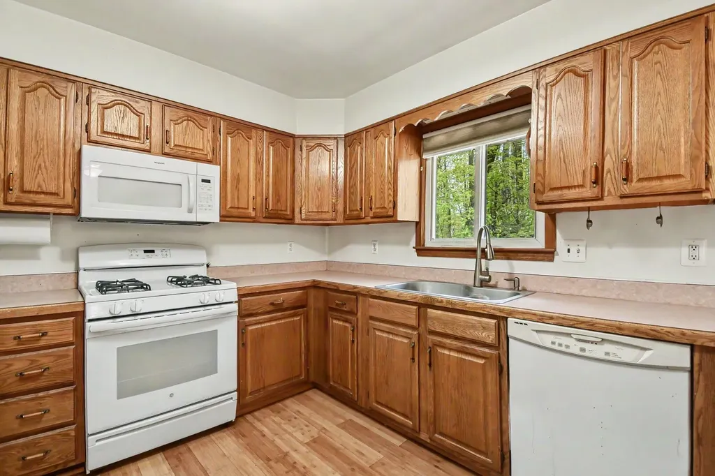 306 Silverhill Drive Roscommon Township MI 48629