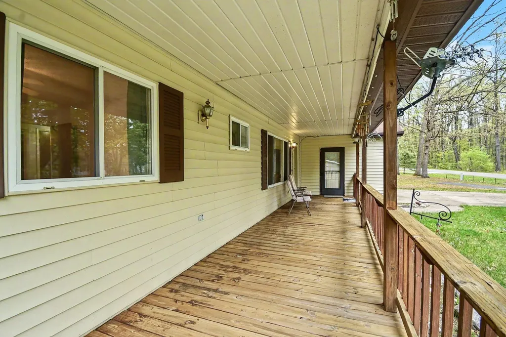 306 Silverhill Drive Roscommon Township MI 48629