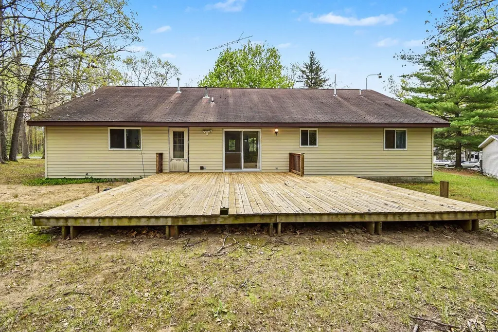 306 Silverhill Drive Roscommon Township MI 48629