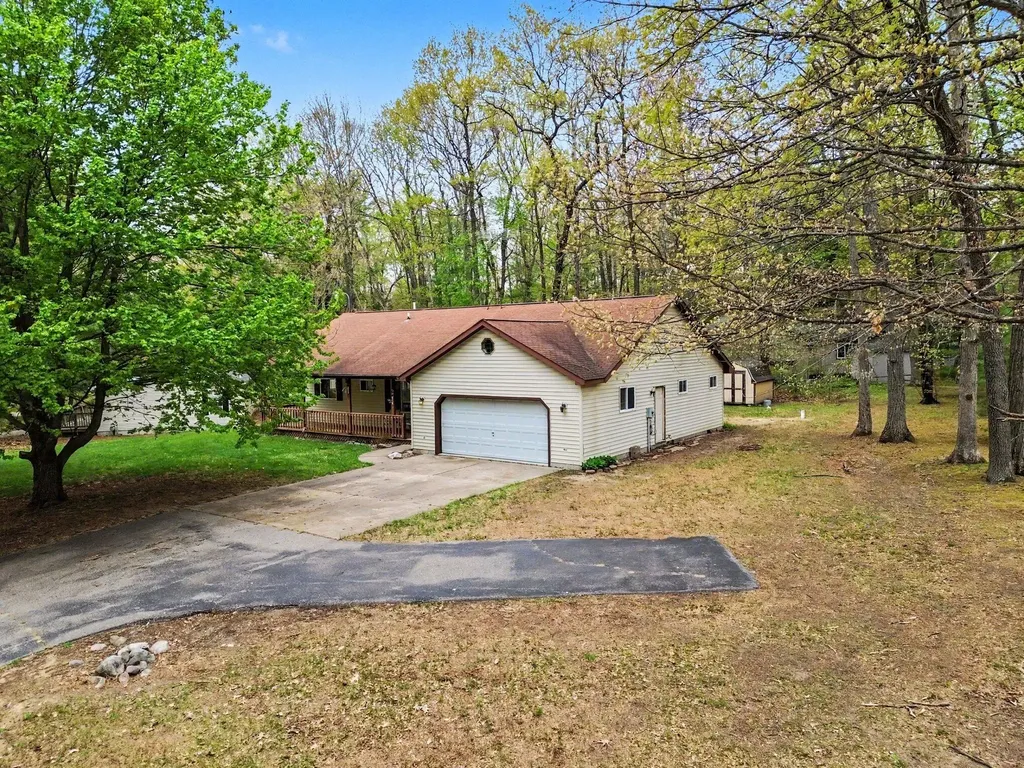 306 Silverhill Drive Roscommon Township MI 48629