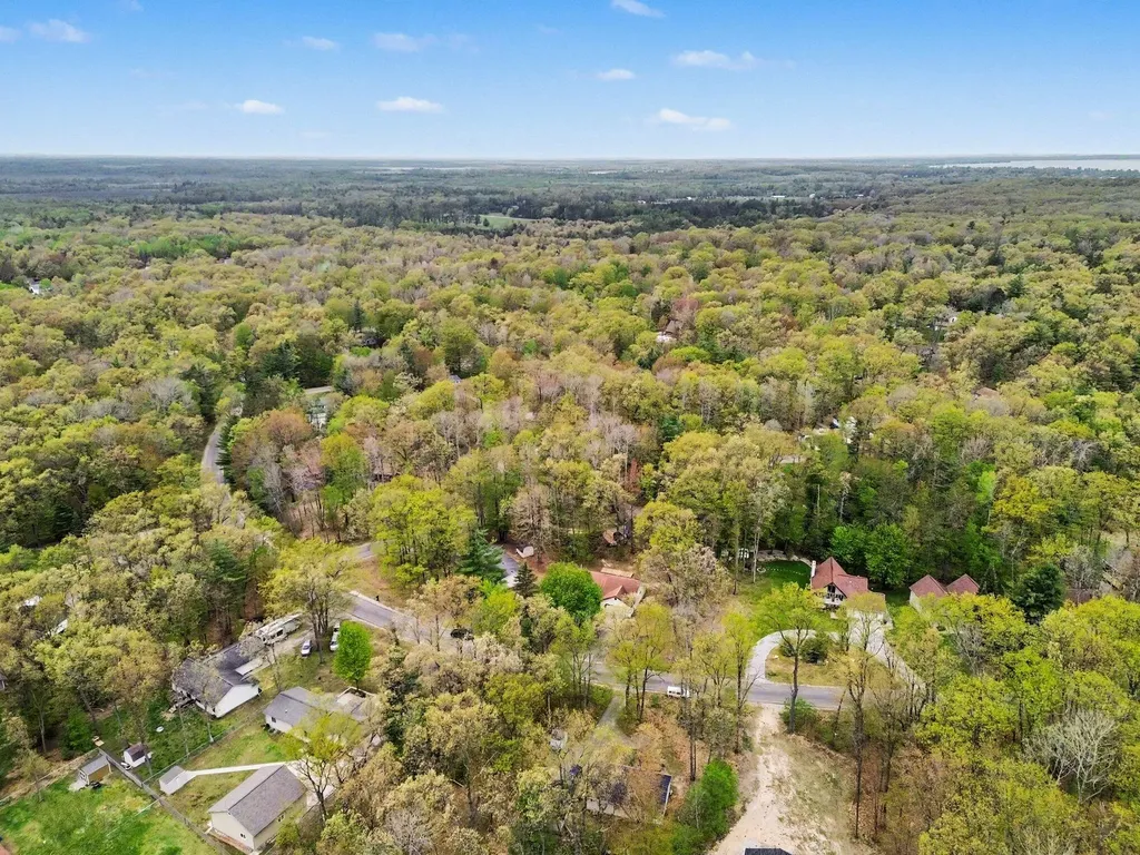 306 Silverhill Drive Roscommon Township MI 48629