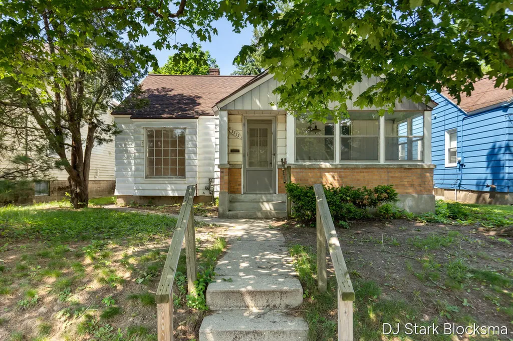 1111 Merritt Street SE Grand Rapids City MI 49507