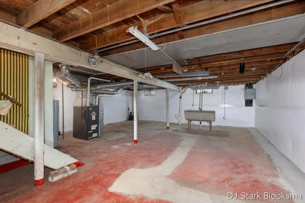 1111 Merritt Street SE Grand Rapids City MI 49507
