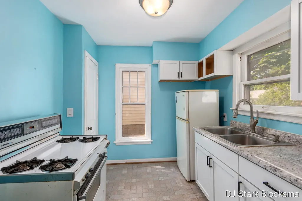 1111 Merritt Street SE Grand Rapids City MI 49507