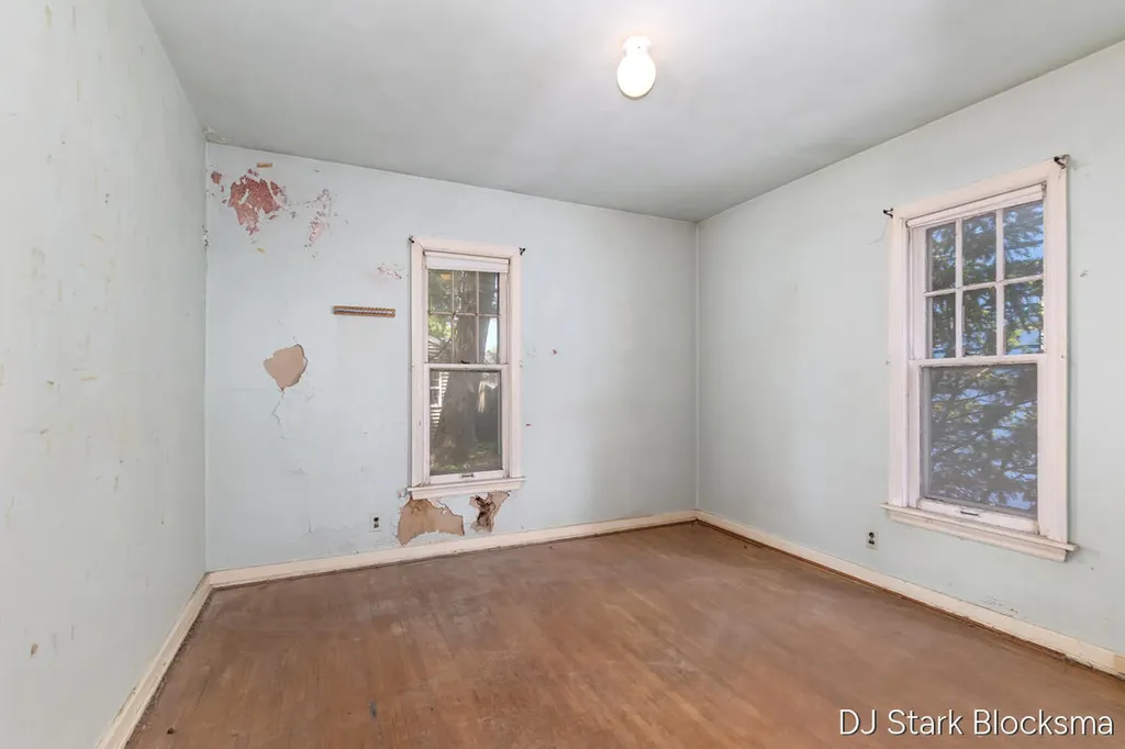 1111 Merritt Street SE Grand Rapids City MI 49507