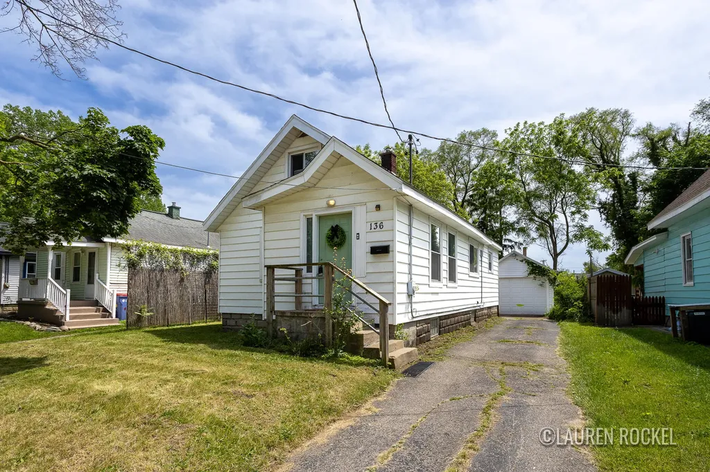 136 Meerse Street SE Grand Rapids City MI 49507