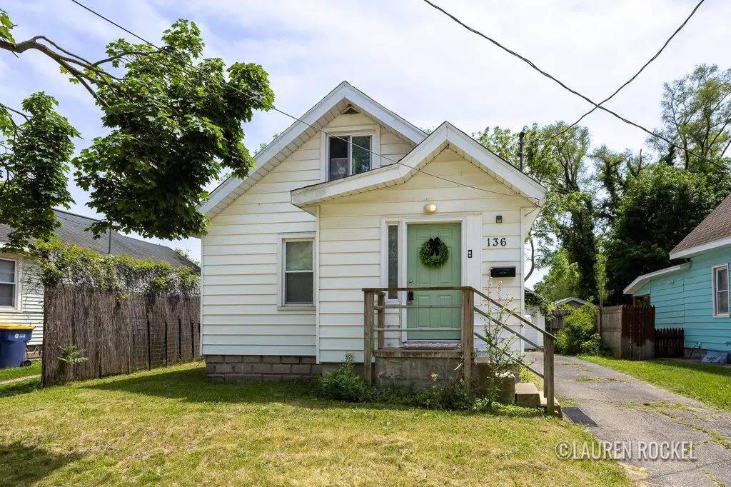136 Meerse Street SE Grand Rapids City MI 49507