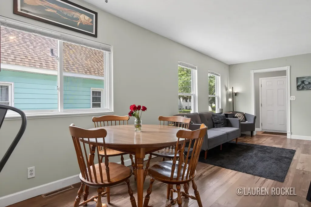 136 Meerse Street SE Grand Rapids City MI 49507