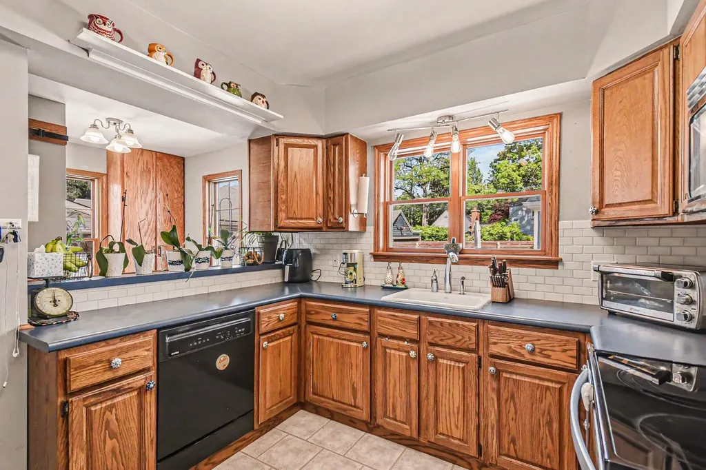535 Mulford Drive SE Grand Rapids City MI 49507