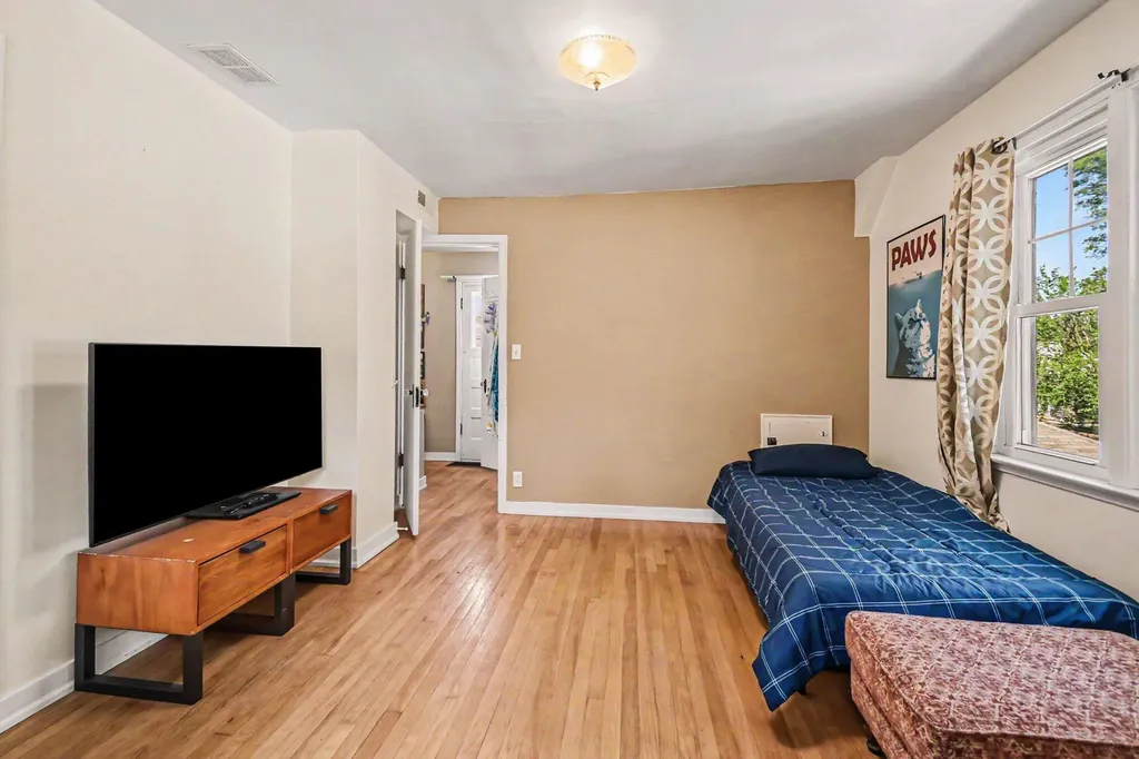 535 Mulford Drive SE Grand Rapids City MI 49507