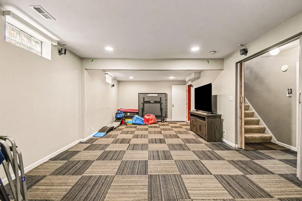 535 Mulford Drive SE Grand Rapids City MI 49507
