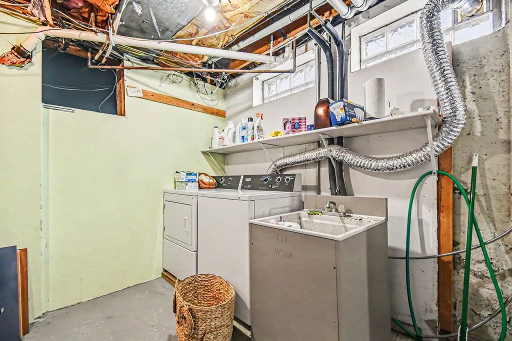 535 Mulford Drive SE Grand Rapids City MI 49507