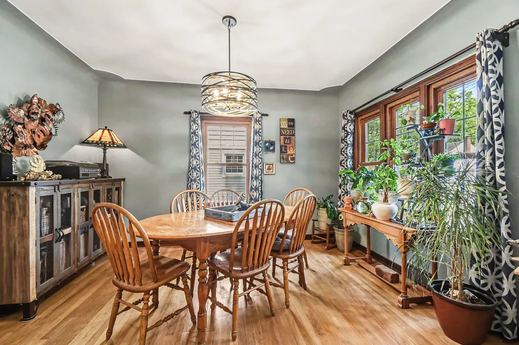 535 Mulford Drive SE Grand Rapids City MI 49507