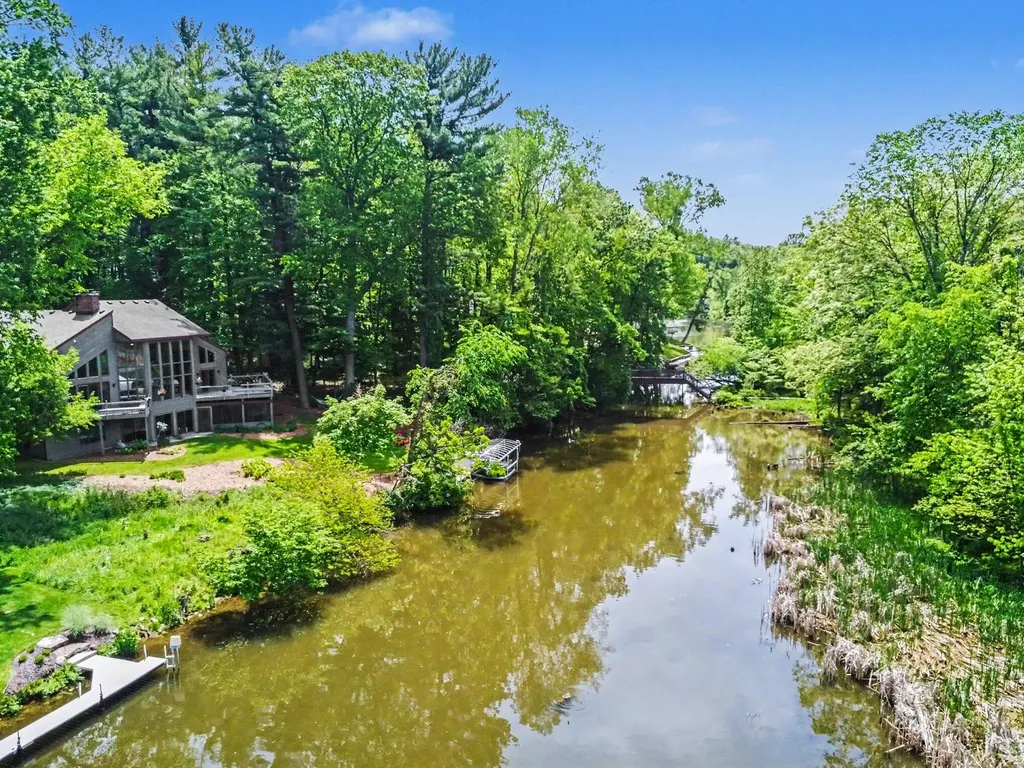 1843 Timber Trail Drive SE Cascade Charter Township MI 49301