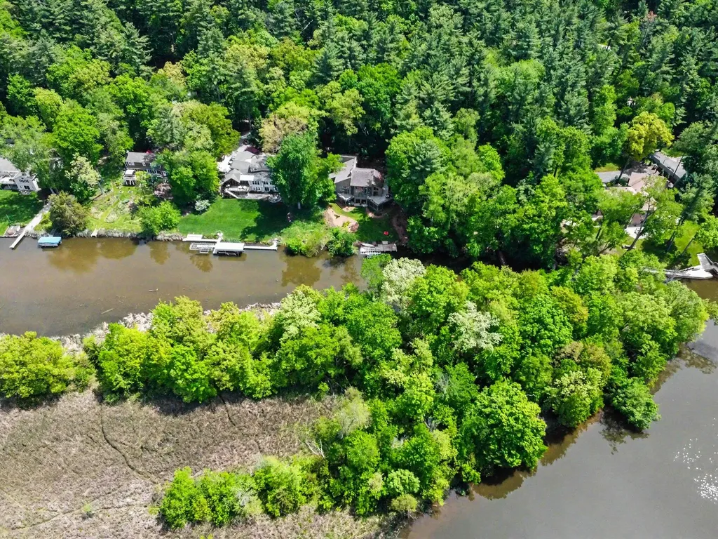 1843 Timber Trail Drive SE Cascade Charter Township MI 49301