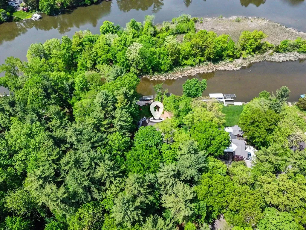 1843 Timber Trail Drive SE Cascade Charter Township MI 49301