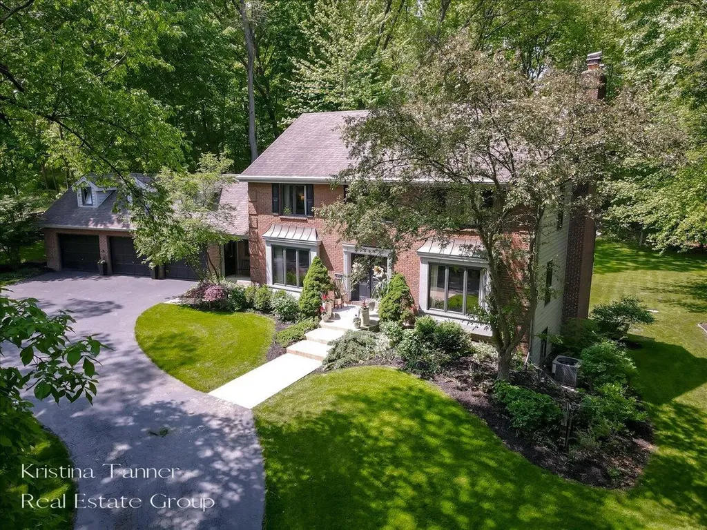 1585 Tammarron Avenue SE Cascade Charter Township MI 49546