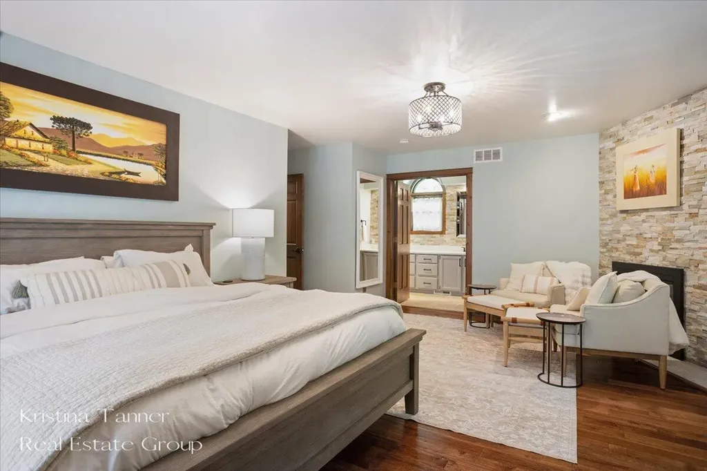 1585 Tammarron Avenue SE Cascade Charter Township MI 49546