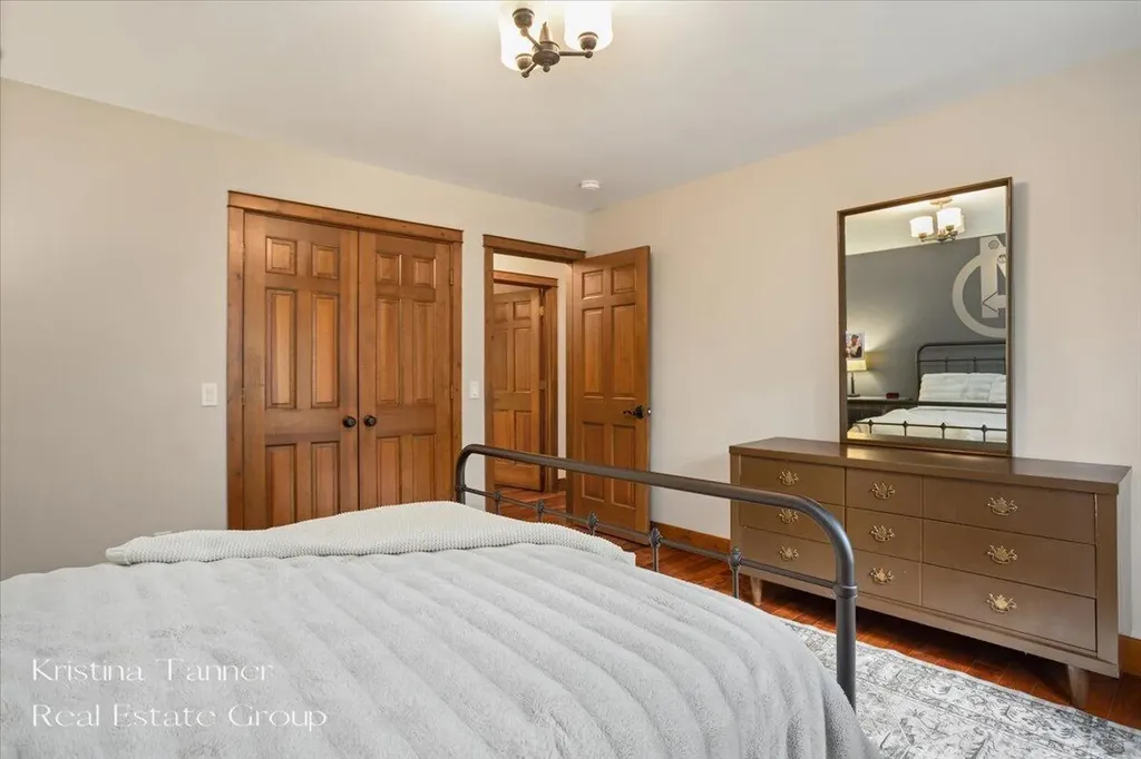 1585 Tammarron Avenue SE Cascade Charter Township MI 49546
