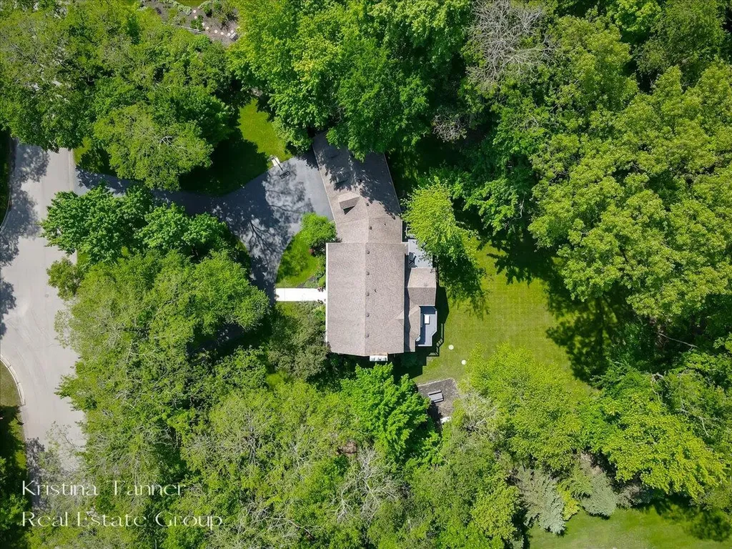1585 Tammarron Avenue SE Cascade Charter Township MI 49546