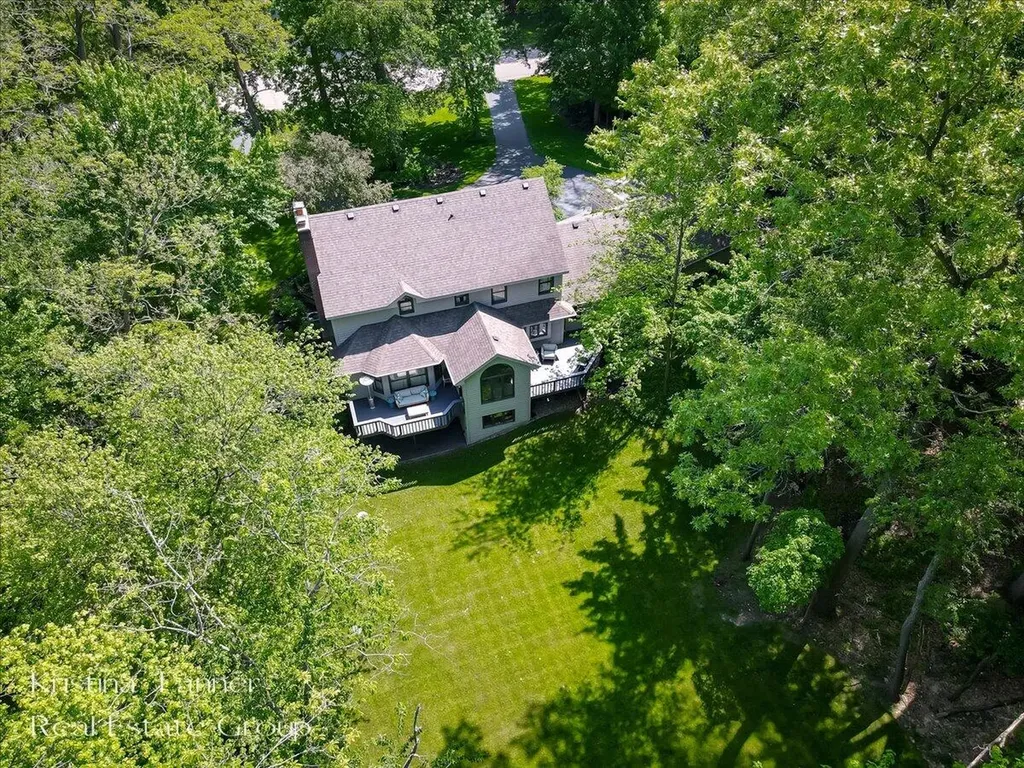 1585 Tammarron Avenue SE Cascade Charter Township MI 49546