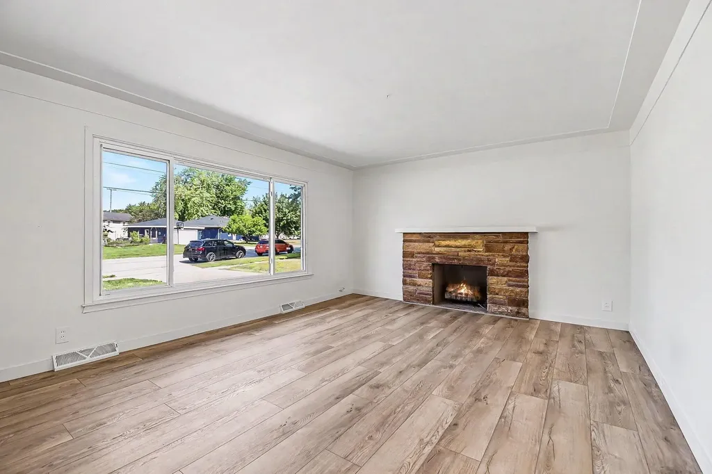 4428 Curwood Avenue SE Kentwood City MI 49508