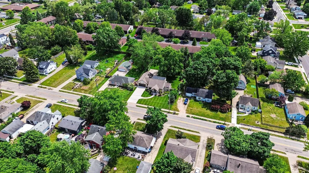 3300 30th Street SW Grandville City MI 49418