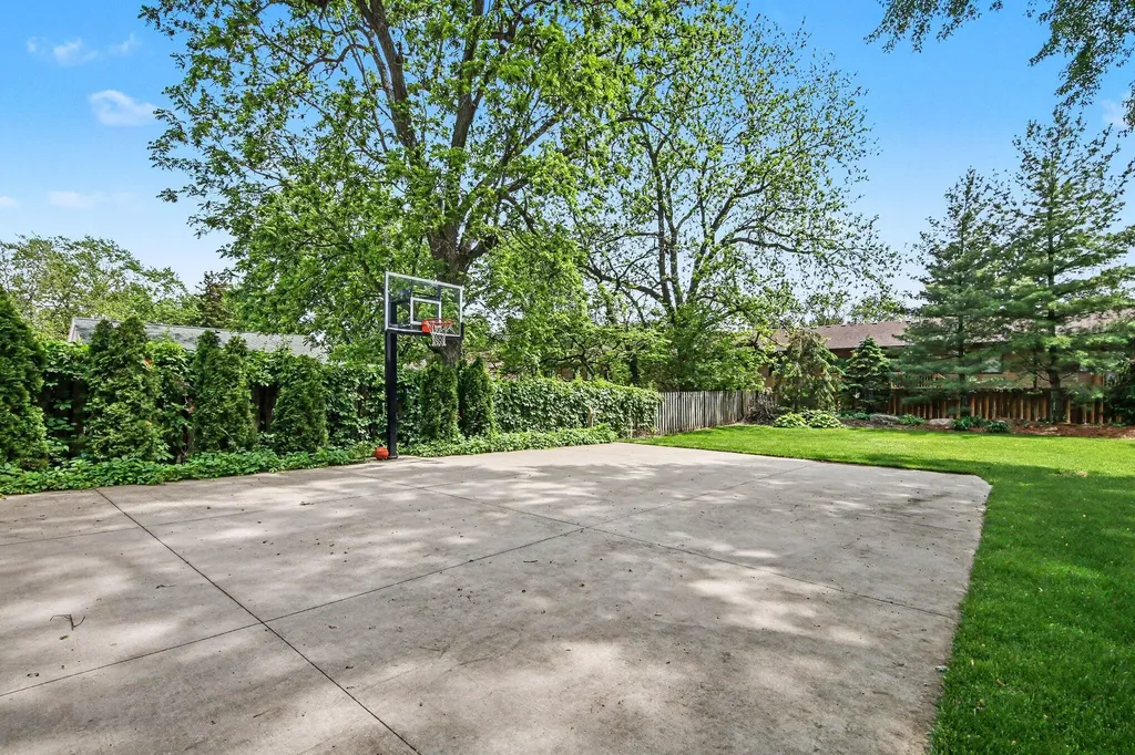 3300 30th Street SW Grandville City MI 49418