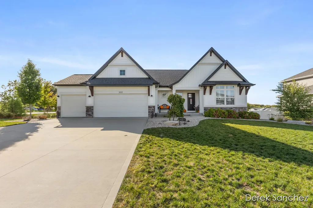 3221 Rocaway Drive Jamestown Charter Township MI 49426