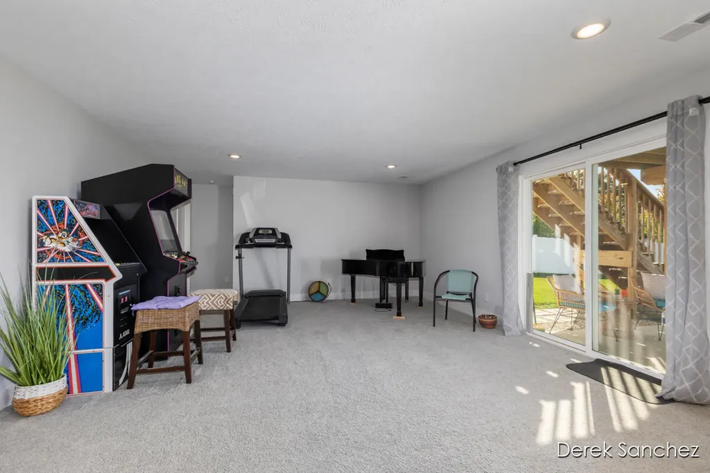 3221 Rocaway Drive Jamestown Charter Township MI 49426