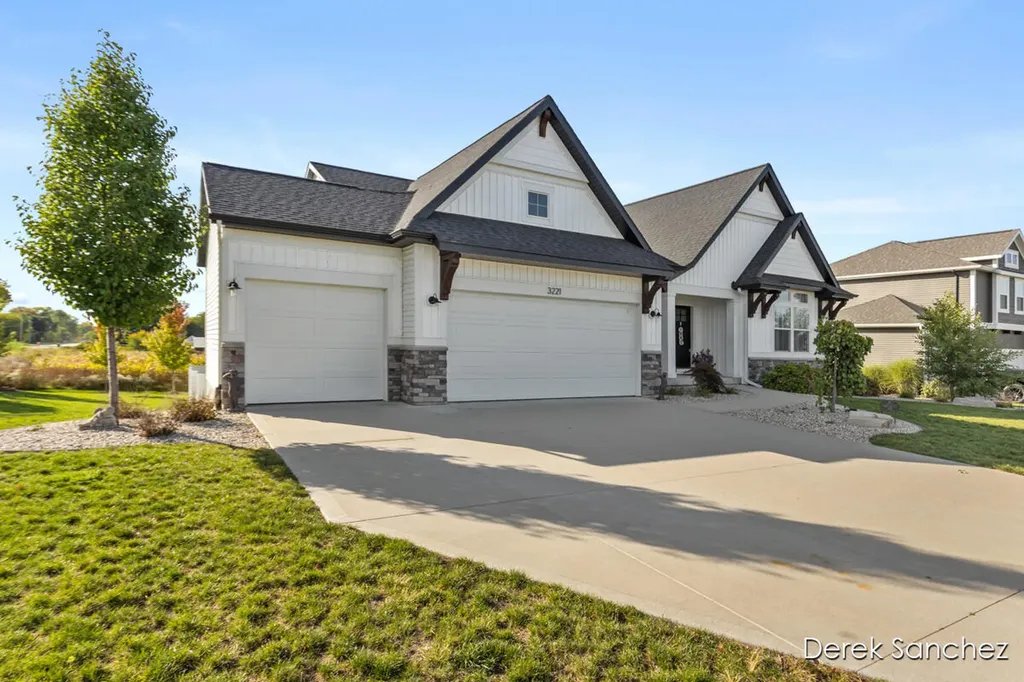 3221 Rocaway Drive Jamestown Charter Township MI 49426