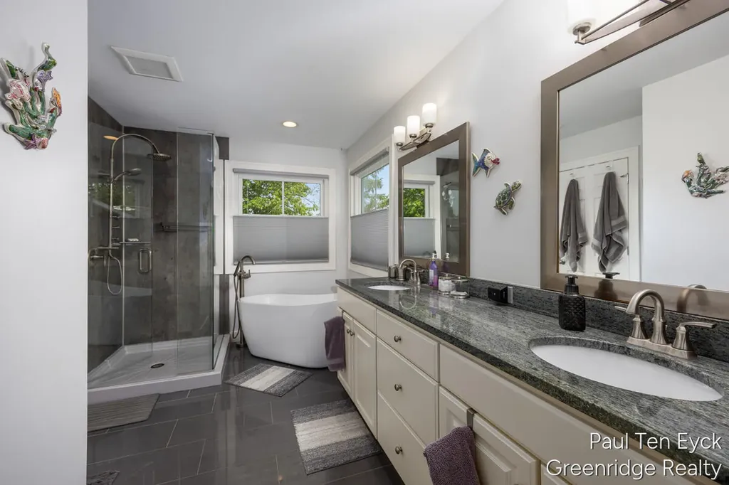 2066 Feathery Court SE Cascade Charter Township MI 49546
