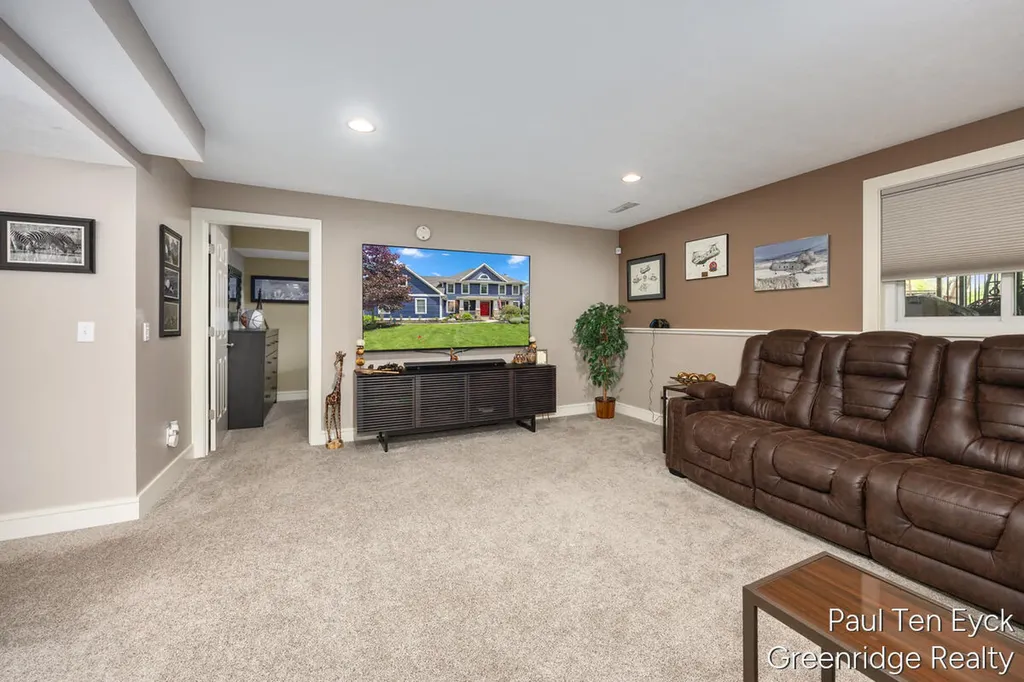 2066 Feathery Court SE Cascade Charter Township MI 49546