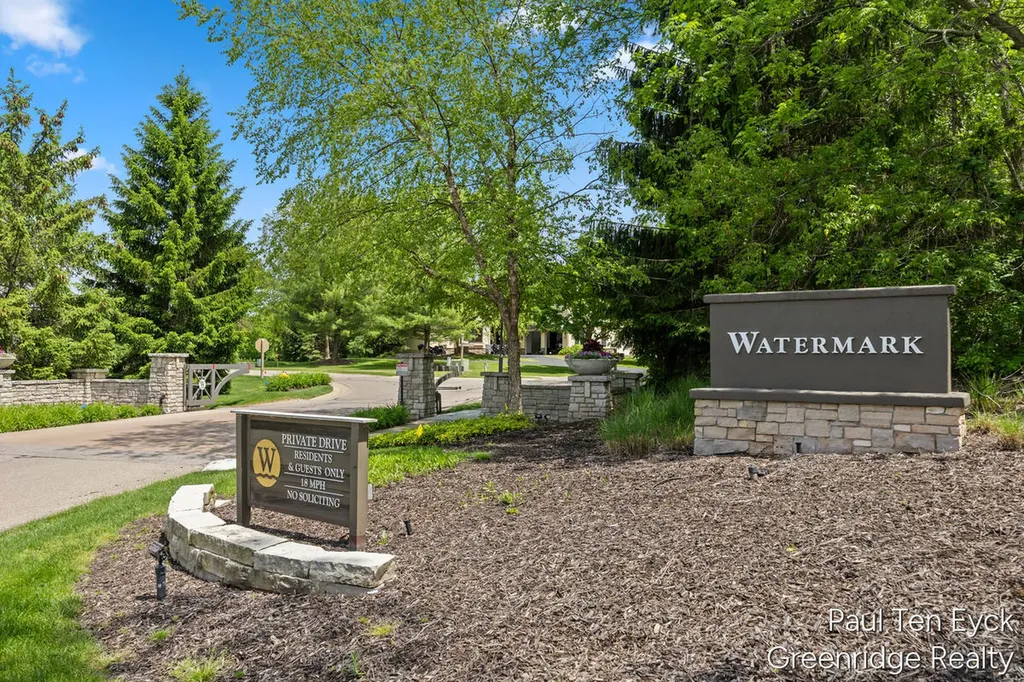 2066 Feathery Court SE Cascade Charter Township MI 49546