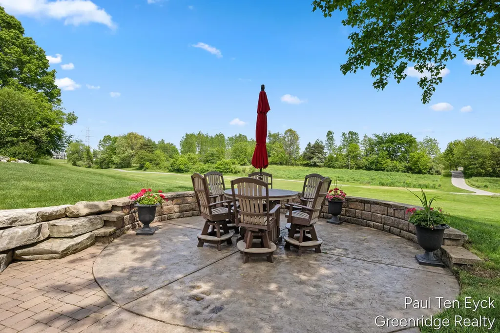 2066 Feathery Court SE Cascade Charter Township MI 49546