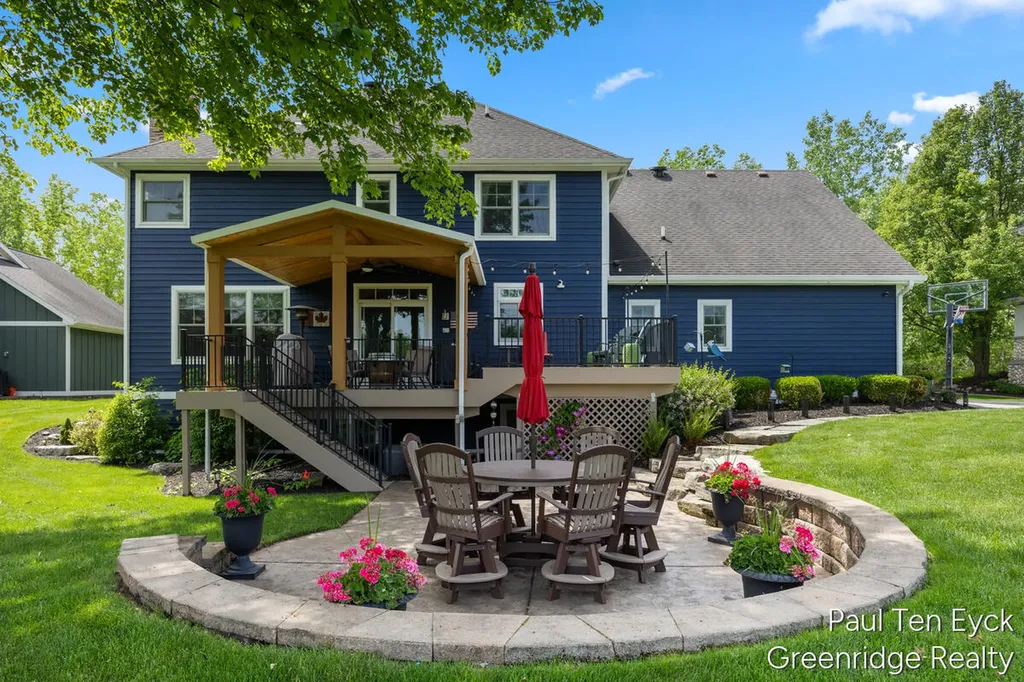 2066 Feathery Court SE Cascade Charter Township MI 49546