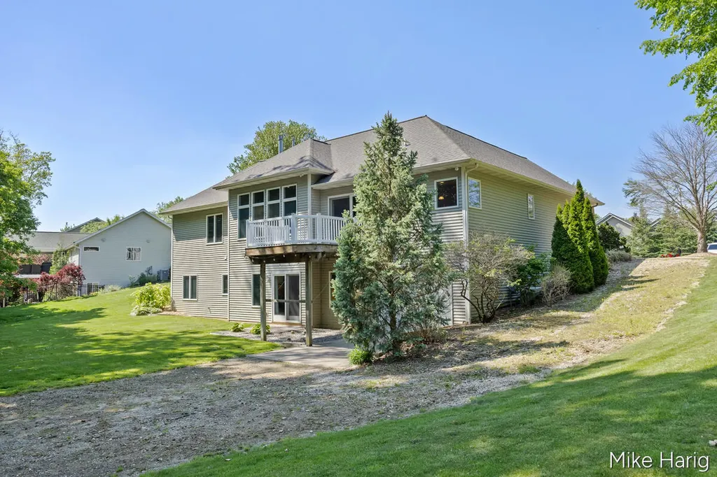 3012 Hunters Drive SW Georgetown Charter Township MI 49428