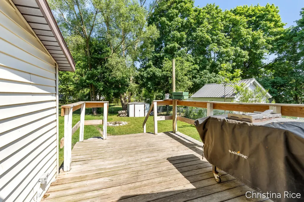 616 N Barnard Street Greenville City MI 48838